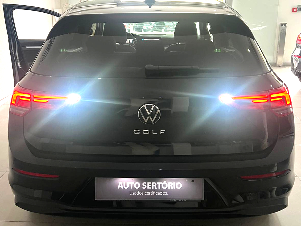 VOLKSWAGEN Golf 1.0 TSI LIFE