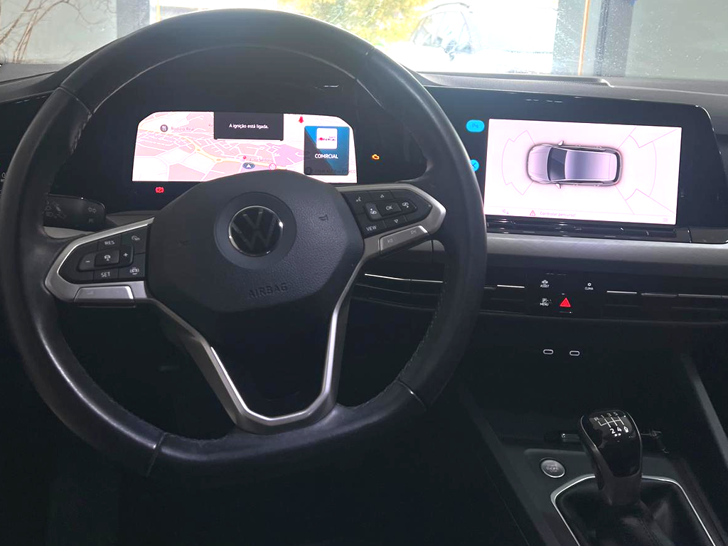 VOLKSWAGEN Golf 1.0 TSI LIFE
